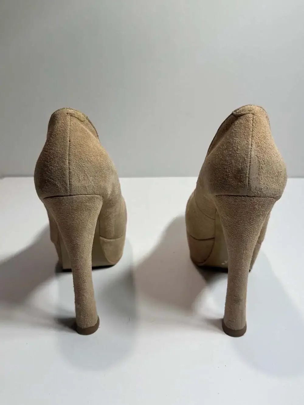 Kelsi Dagger Abrielle Natural Suede Platform High Heels Size 6M